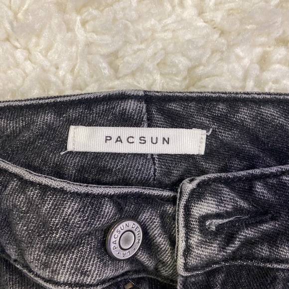 Pac-sun Black mom jeans / straight leg - Picture 2 of 3